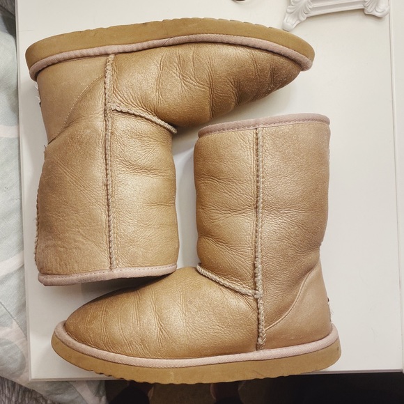 UGG Shoes - Ugg gold